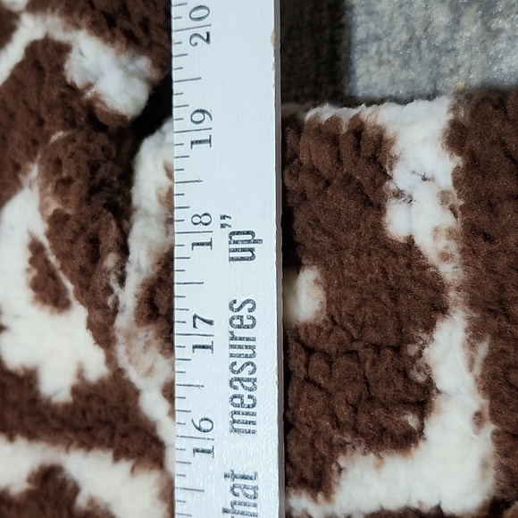 PACSUN CUSTOM PATTERN FULL-ZIP SHERPA JACKET - Picture 7 of 14